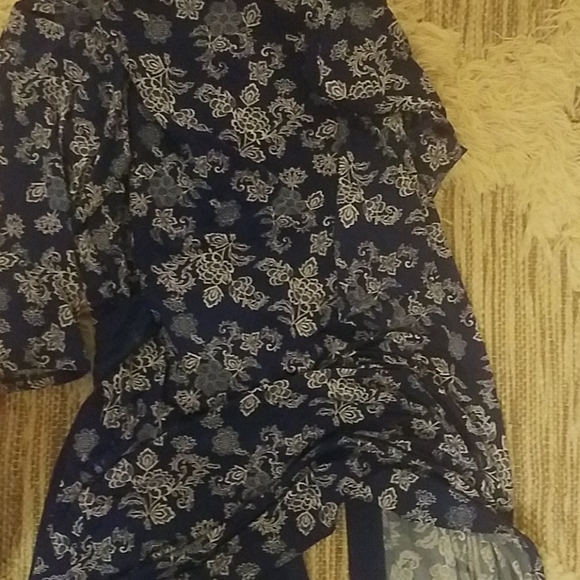 Laura Ashley Robe Size Medium - Picture 5 of 5